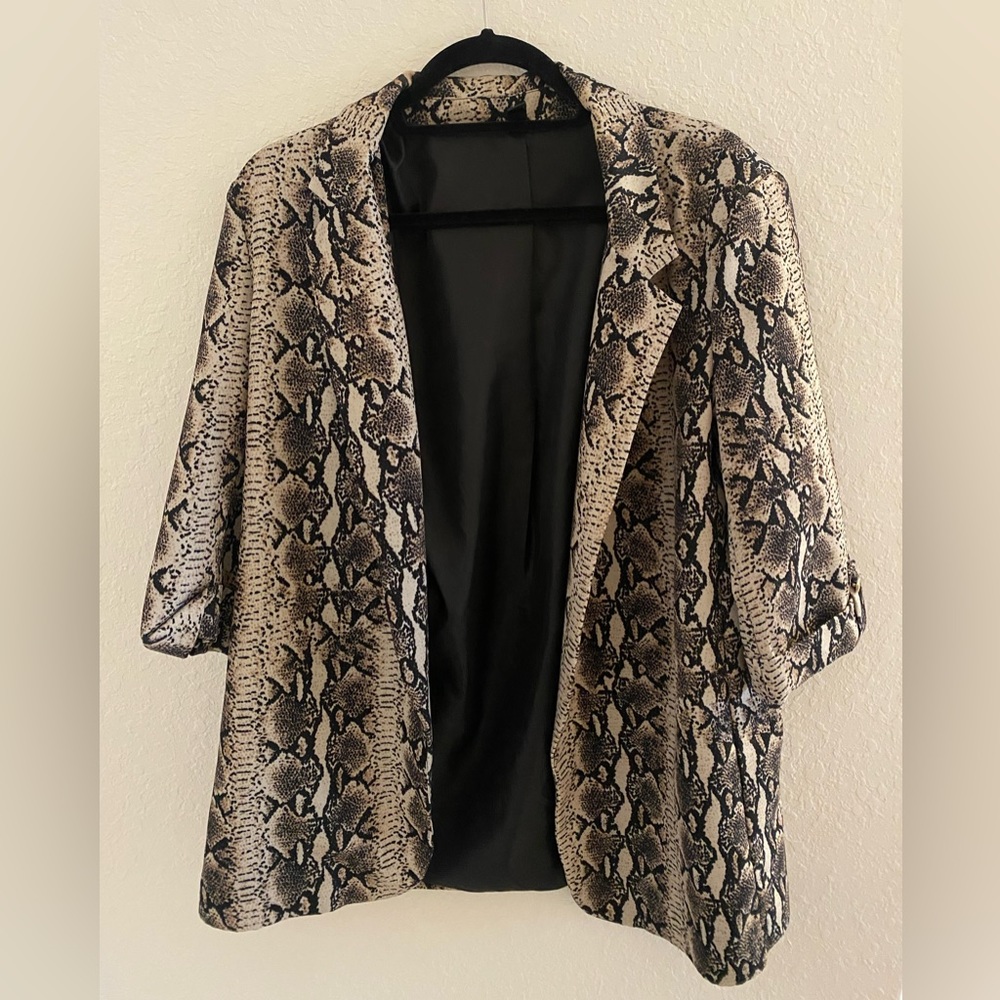 VICI Snake Print Blazer